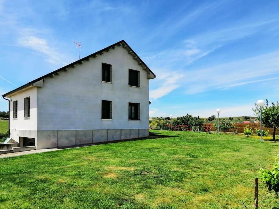 Casa Rural Paraje Valdefuentes ** Montehermoso 外观 照片