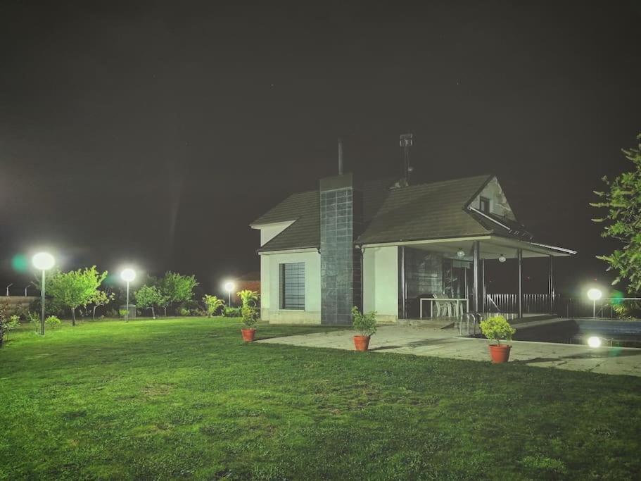 Casa Rural Paraje Valdefuentes ** Montehermoso 外观 照片